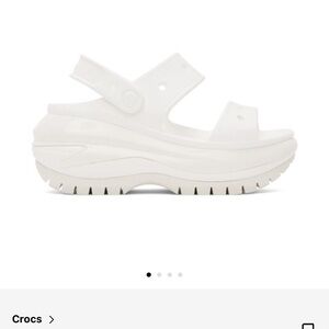 SEARCHING - Crocs Mega Crush size W5